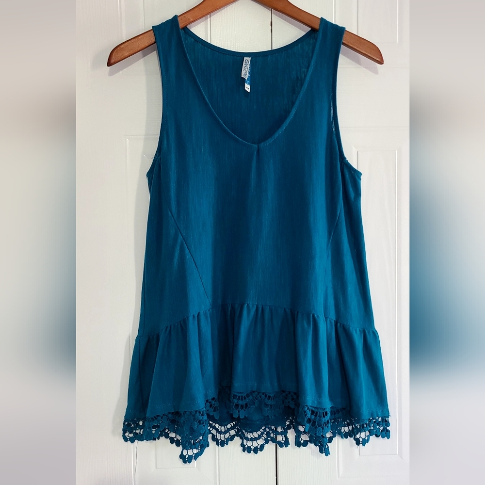 Wallflower Teal Crochet-Hem Sleeveless Peplum Tank